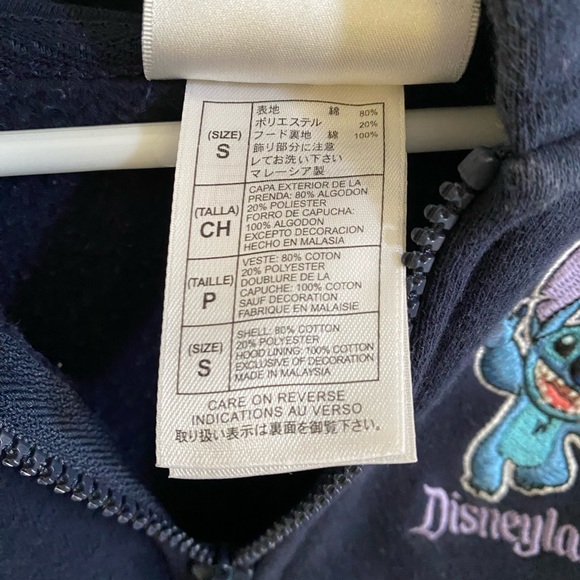 DISNEY RESORT : Young Kids Size small , Blue Stitch Zip up Hoodie , Used - Picture 5 of 8